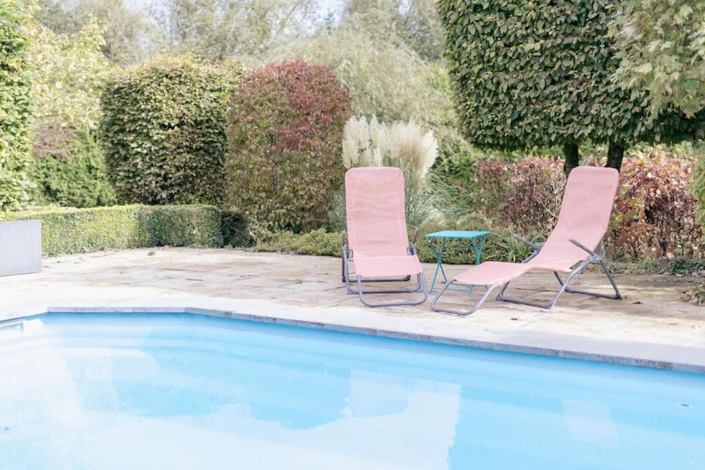 Bed and Breakfast Au Bout De Mes Reves Walcourt Exterior foto