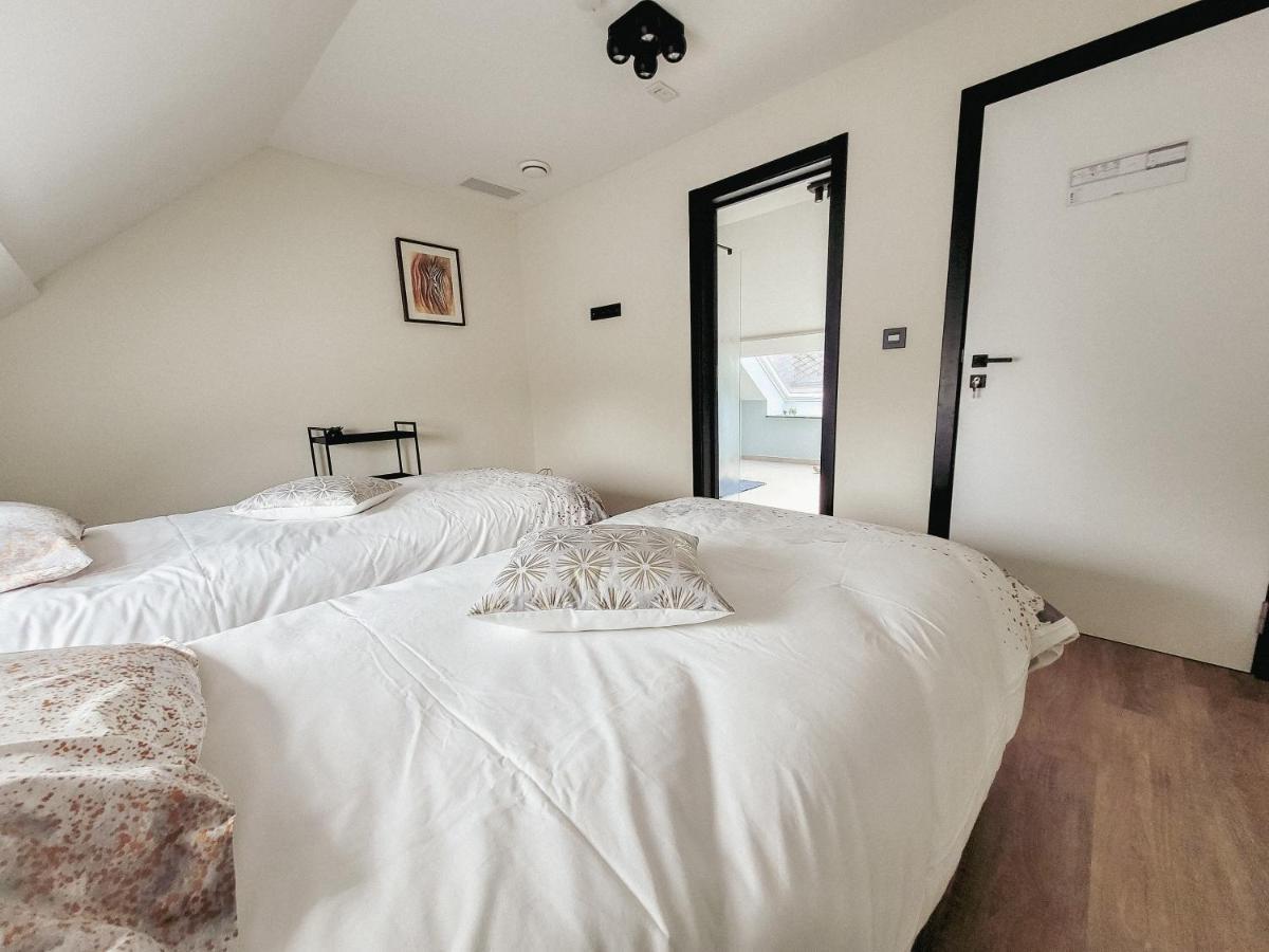 Bed and Breakfast Au Bout De Mes Reves Walcourt Exterior foto